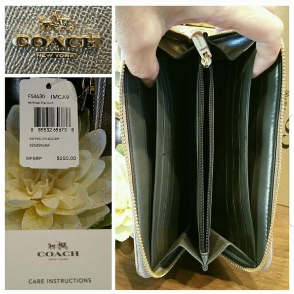 *SALE - last one!!!* NEW Coach Signature Wallet 💞 - Picture 3 of 6